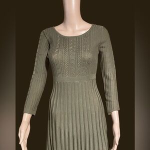 Calvin Klein Women's Fit & Flare Sweater Dress Brown Long Sleeve Pleated Size S